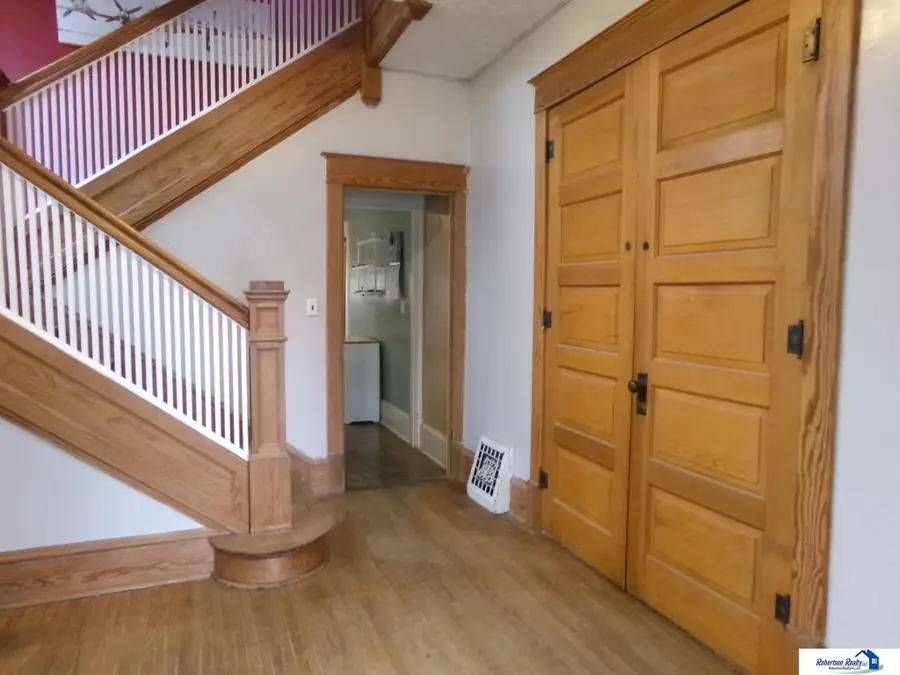 724 N 10th Street, Beatrice, NE 68310 - #3