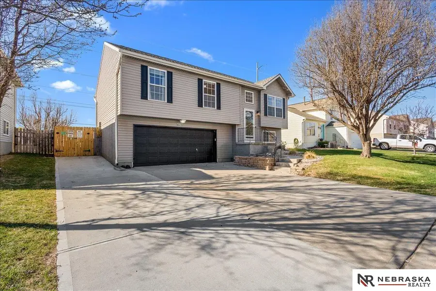 16021 Robin Drive, Omaha, NE 68136 - #2