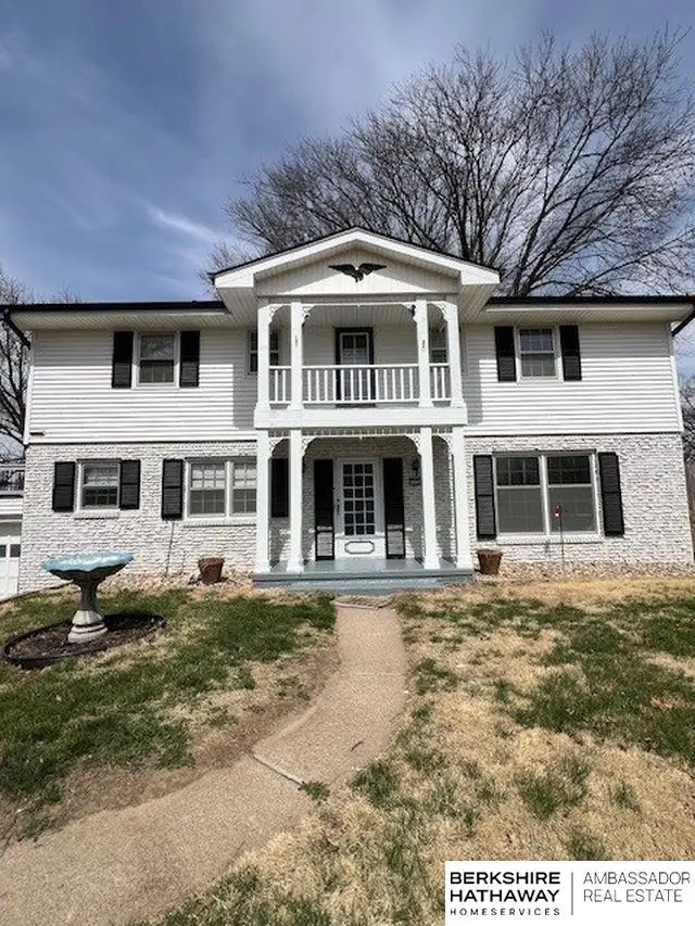 4638 Manchester Drive, Omaha, NE 68152 - #2