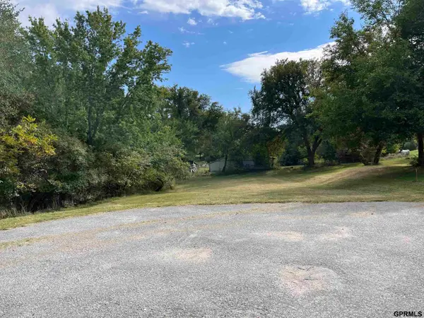 2709 Byron Road, Plattsmouth, NE 68048