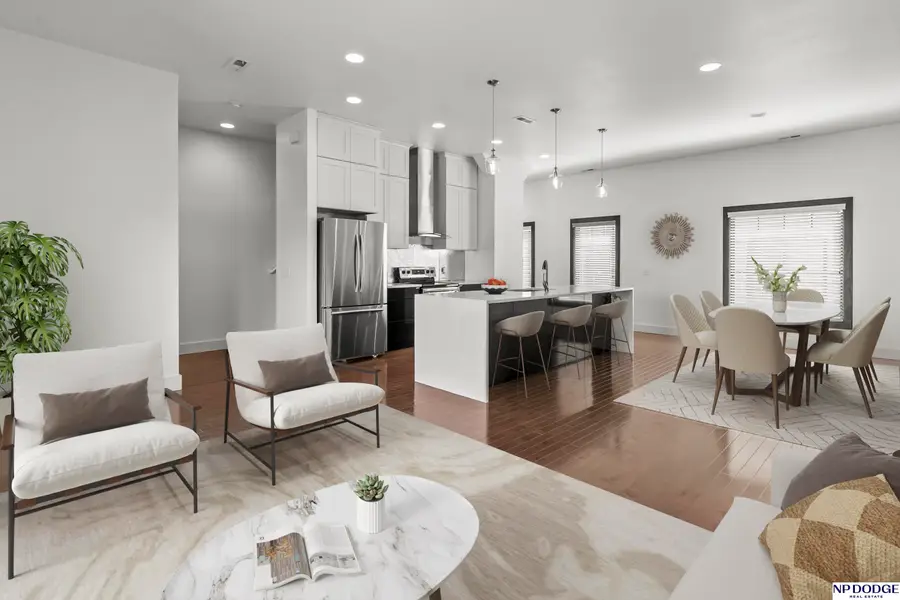 819 S 31 Street, Omaha, NE 68105 - #3