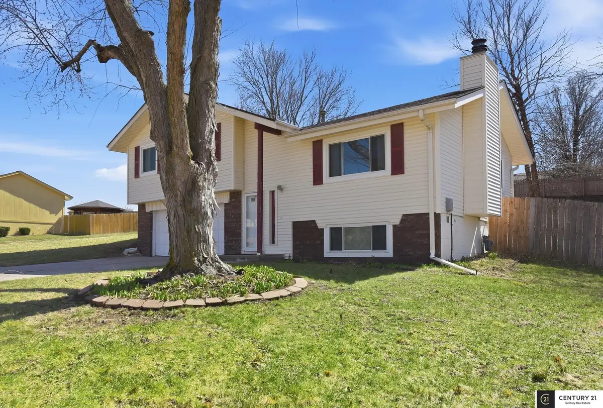 2205 Whitted Drive, Bellevue, NE 68123 - #1