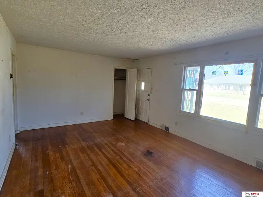 1205 Jackson Street, Beatrice, NE 68310 - #3