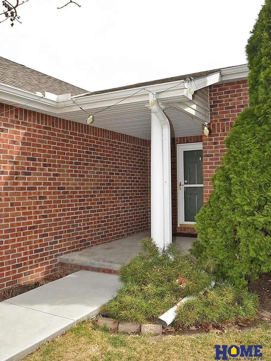 3300 S 83rd Street, Lincoln, NE 68506 - #3