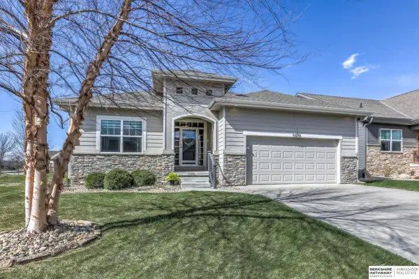 1434 N 194th Circle, Omaha, NE 68022