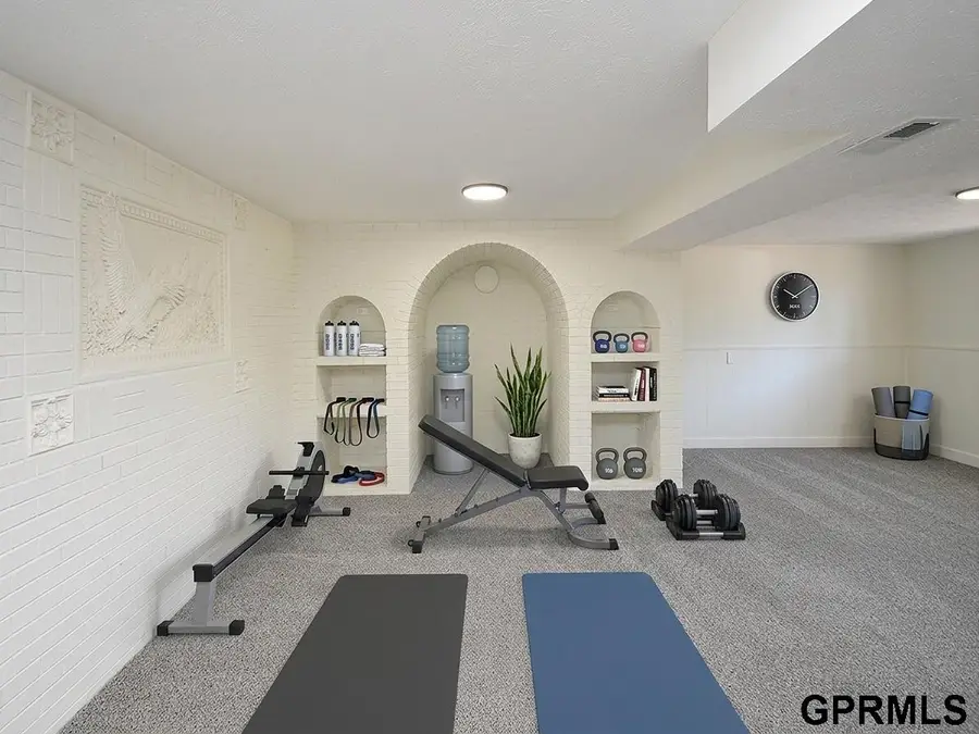 109 Wagon Train Avenue, Hickman, NE 68372 - #2