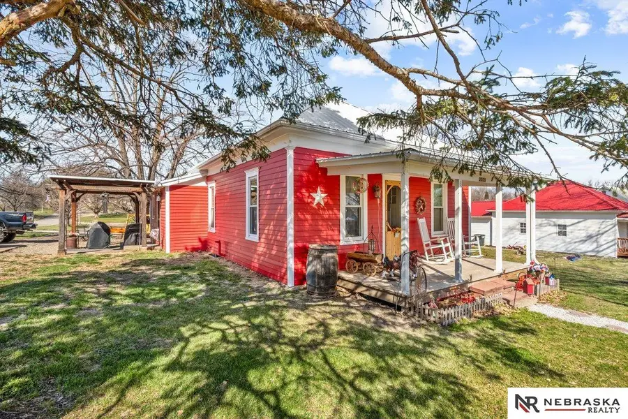 2020 L Street, Auburn, NE 68305 - #2