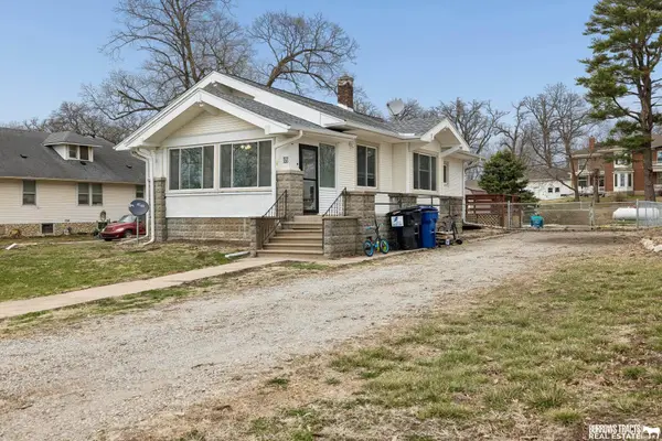 320 North Street, Nehawka, NE 68413