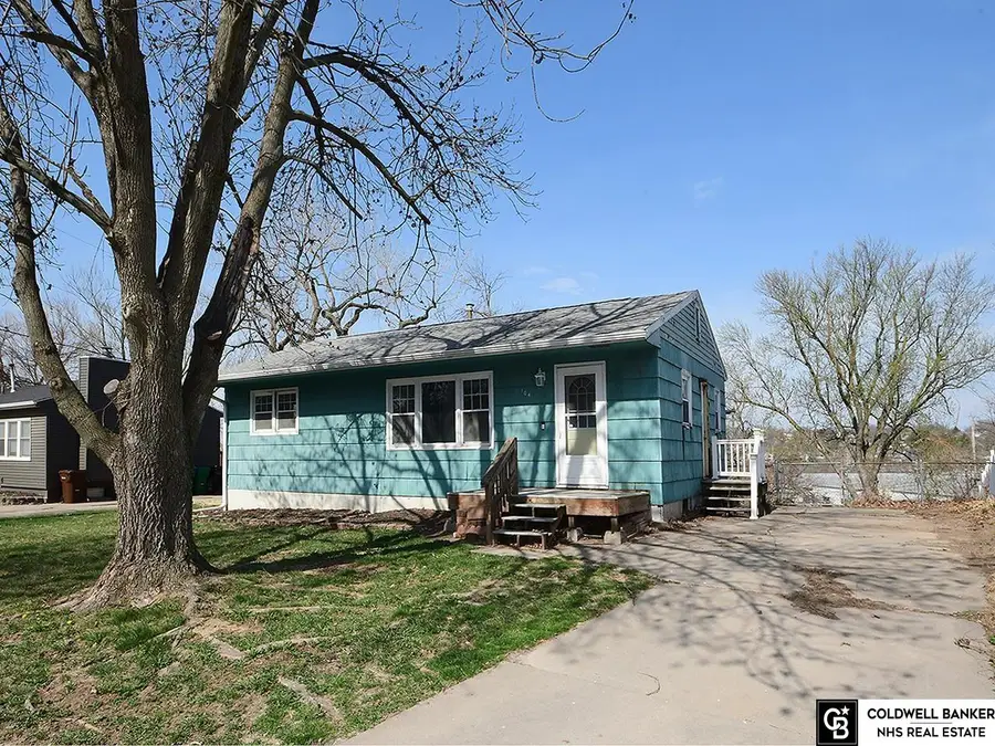 104 Leisure Lane, Bellevue, NE 68005 - #2