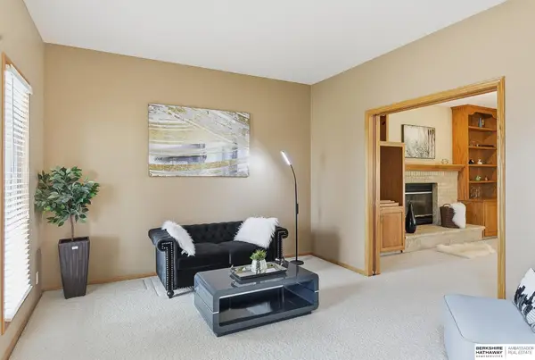 15411 Windsor Drive, Omaha, NE 68154