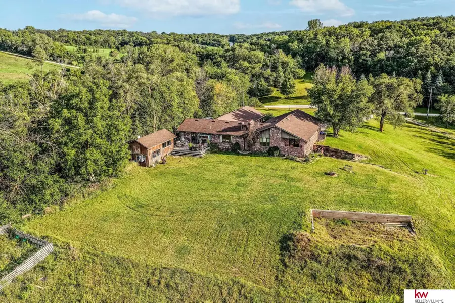 2377 Shea De Drive, Missouri Valley, IA 51555 - #3