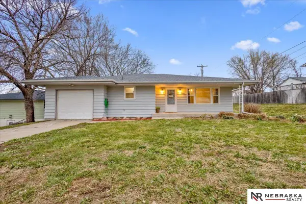 206 7th Street, Firth, NE 68358