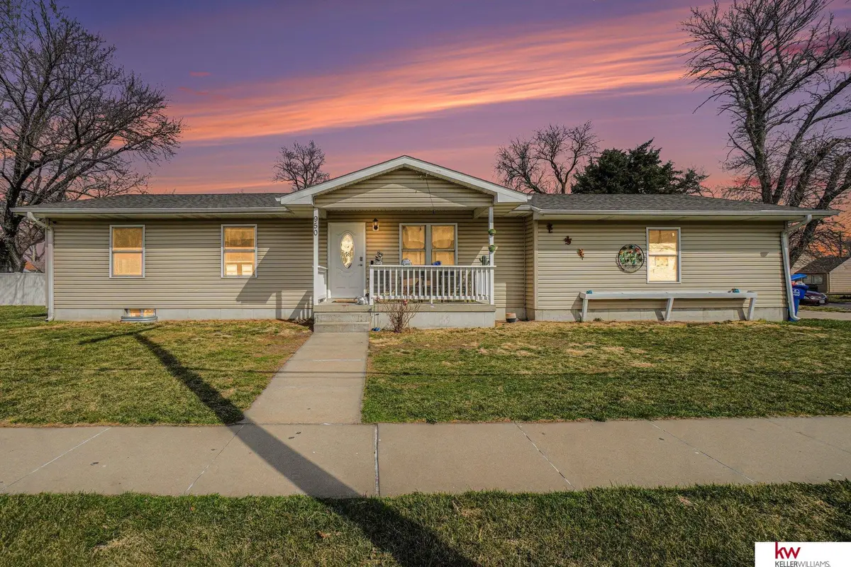 950 E 16 Street, Fremont, NE 68025 - #1