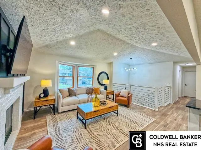 14824 Hillside Plaza, Omaha, NE 68154 - #2