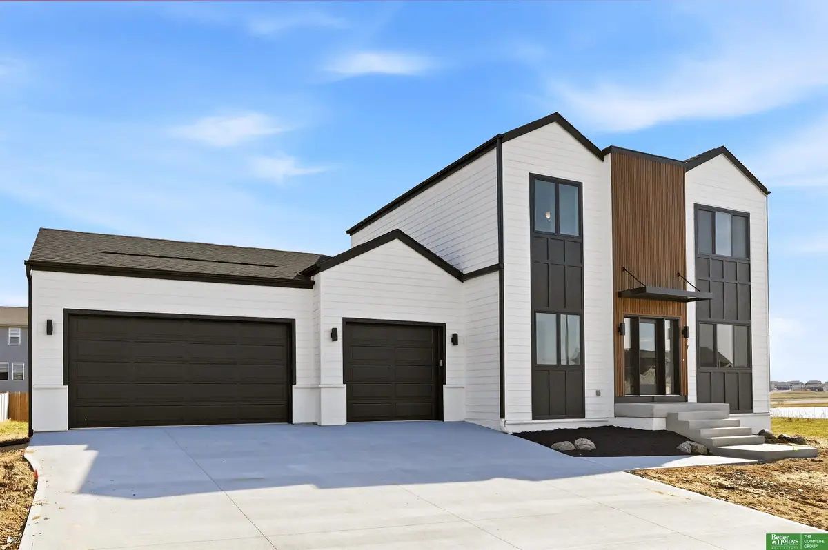 8177 S 185 Street, Omaha, NE 68136 - #1