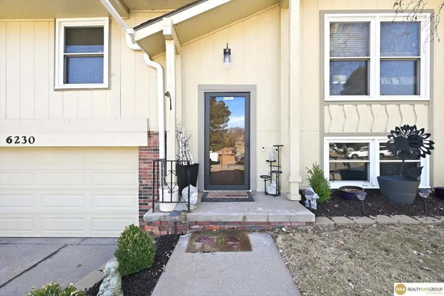 6230 N 114 Street, Omaha, NE 68164 - #3