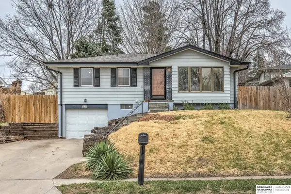 7517 Arrowrock Drive, Bellevue, NE 68157