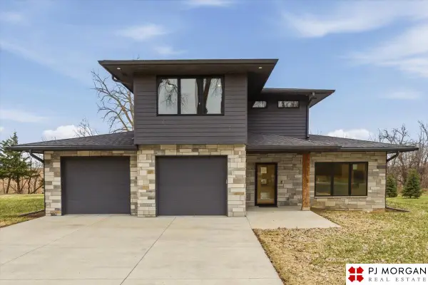 329 Christy Street, Carson, IA 51525