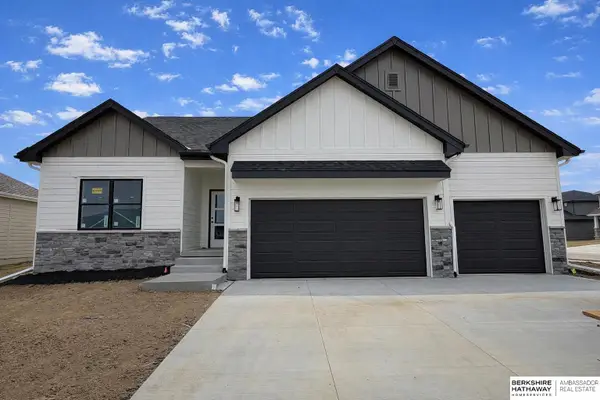 6328 N 208 Street, Elkhorn, NE 68022