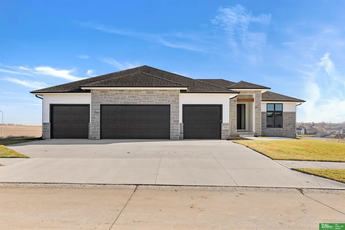 10705 S 219th Avenue, Gretna, NE 68028 - #1