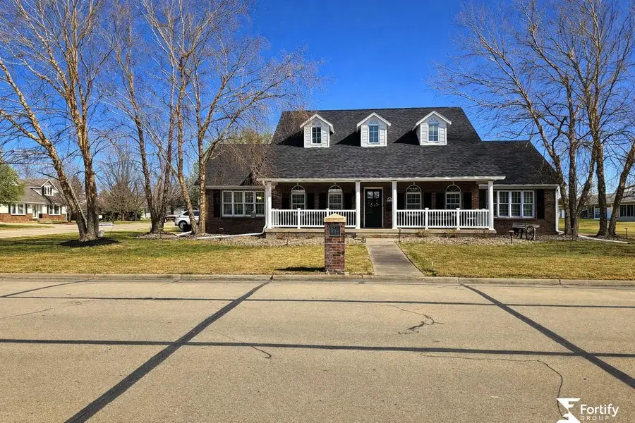 435 N 17th Street, Geneva, NE 68361 - #2