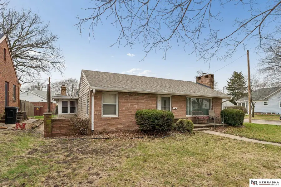 2049 N Park Avenue, Fremont, NE 68025 - #2