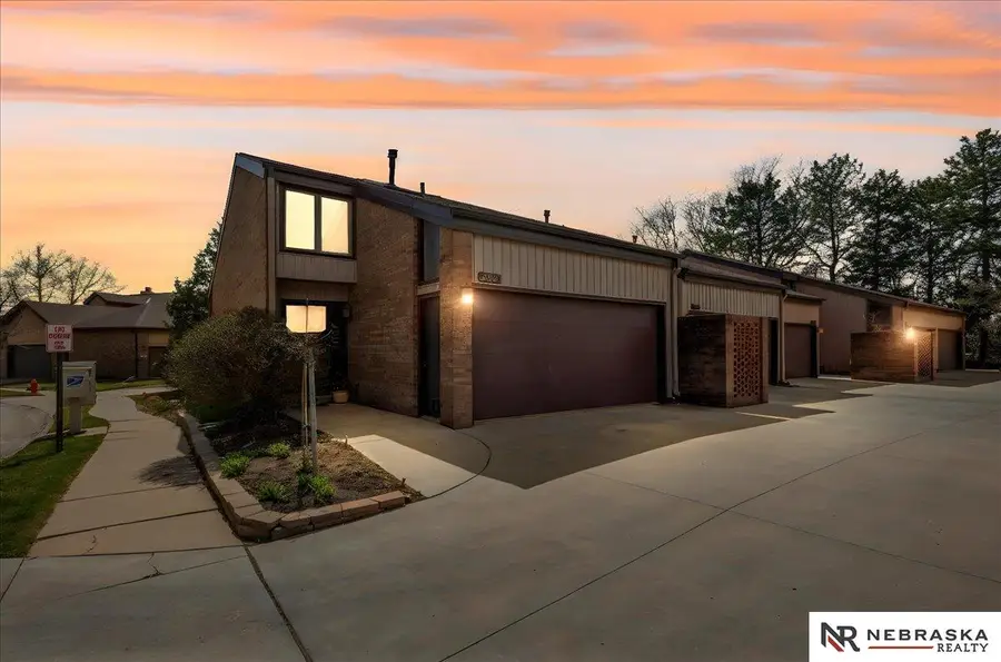 2801 Park Place Drive, Lincoln, NE 68506 - #2