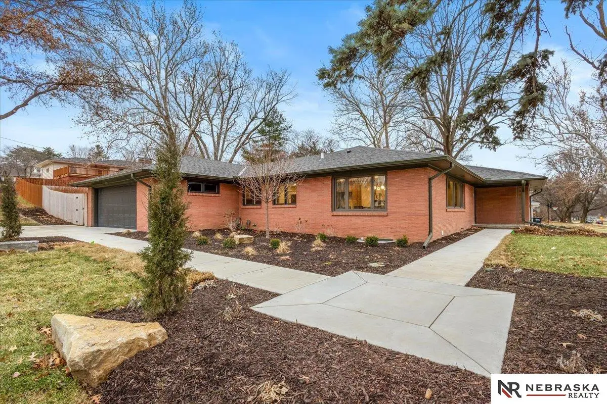 2009 S 88th Street, Omaha, NE 68124 - #1