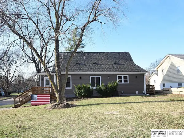 8705 Franklin Street, Omaha, NE 68114