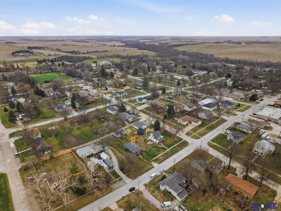 208 W E Street, Elmwood, NE 68349 - #3