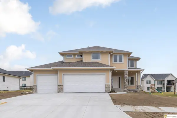 5504 N 205 Street, Elkhorn, NE 68022