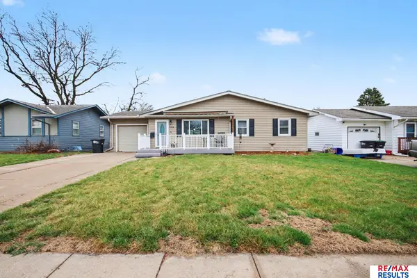 12136 N Street, Omaha, NE 68137