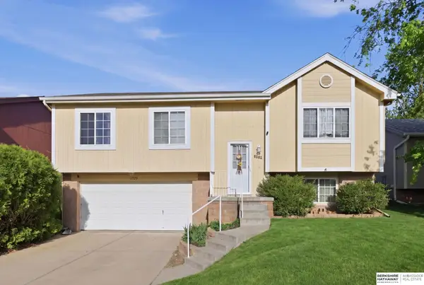 8929 N 78th Avenue Circle, Omaha, NE 68122