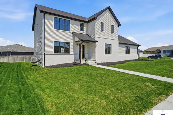 7740 Vera Drive, Lincoln, NE 68516