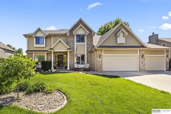 17223 O Street, Omaha, NE 68135