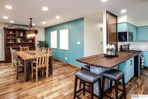 512 5th Street, Yutan, NE 68073