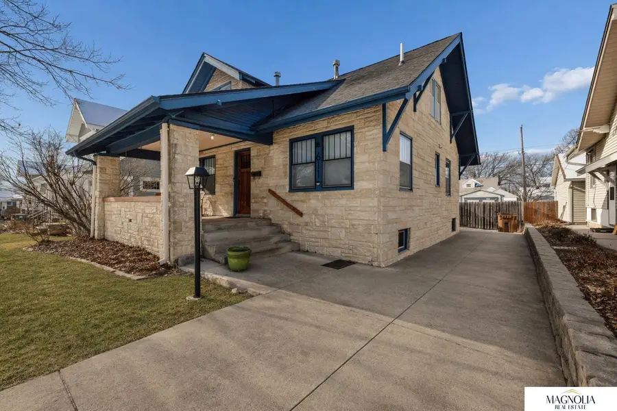 611 Elmwood Avenue, Lincoln, NE 68510 - #3