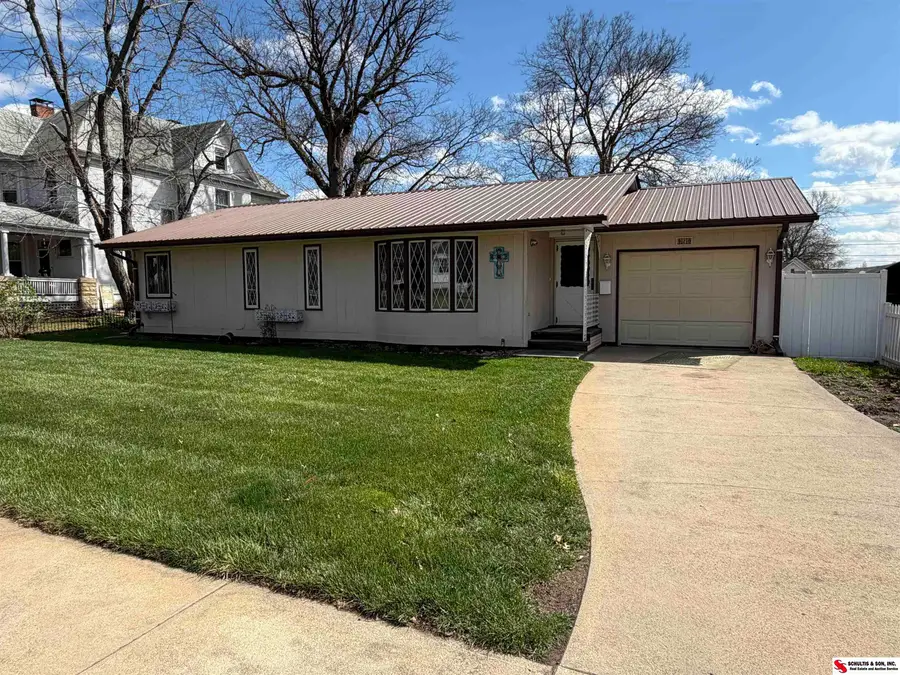 920 4th Street, Fairbury, NE 68352 - #2