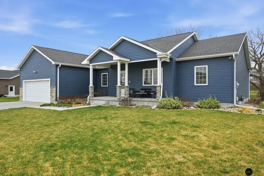 2806 21st Avenue, Central City, NE 68826 - #3