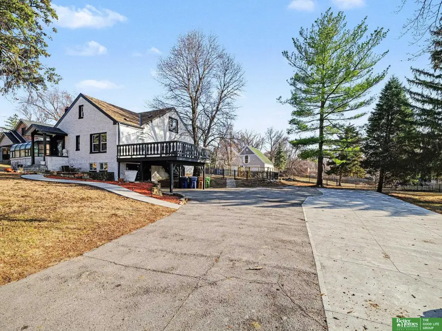 306 Bellevue Boulevard, Bellevue, NE 68005 - #2