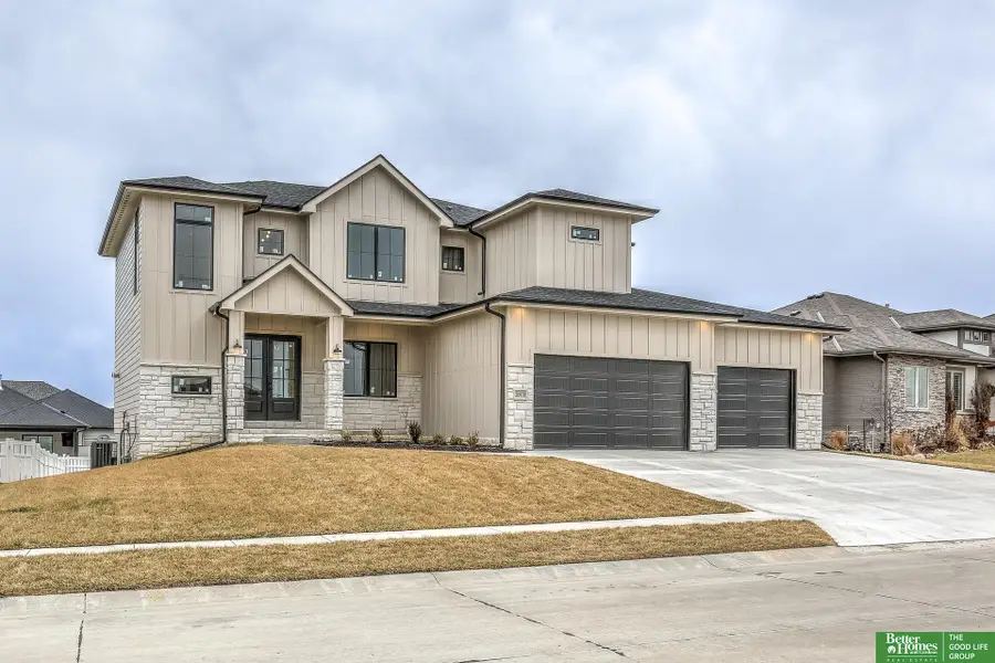 20970 Polk Street, Elkhorn, NE 68022 - #2