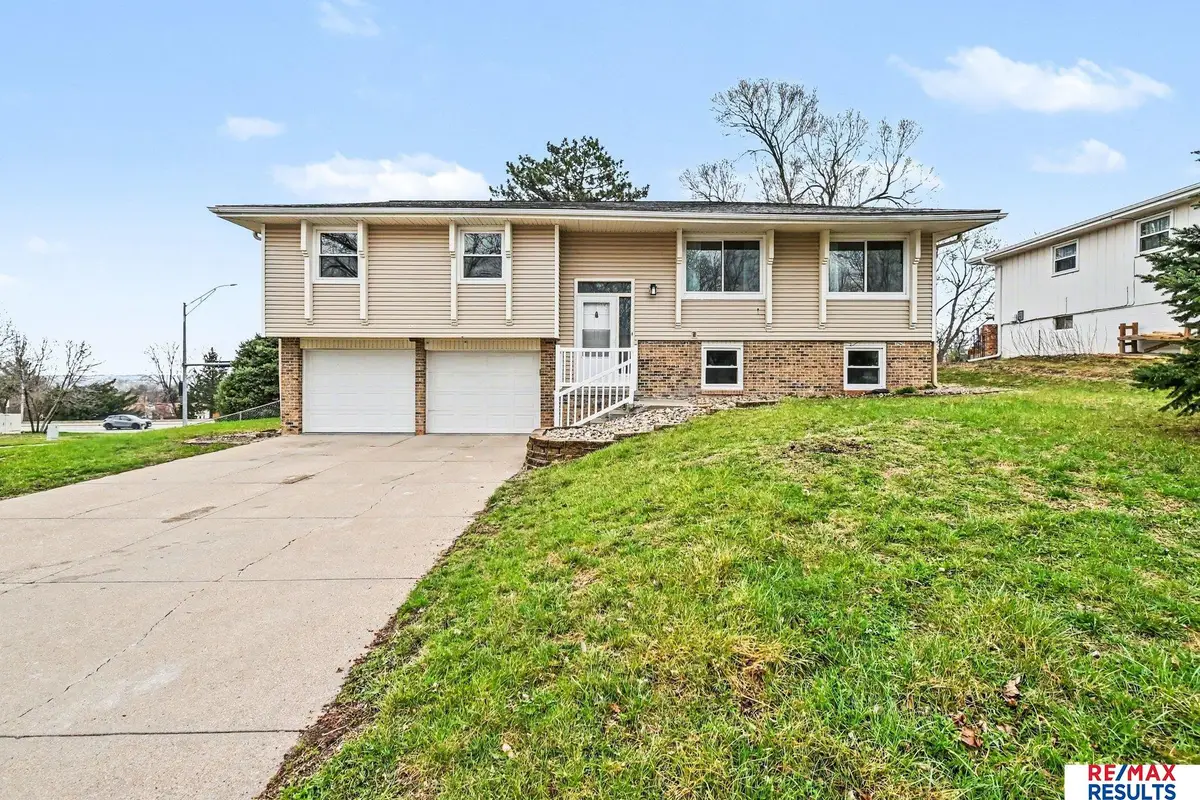 11601 S 37 Street, Bellevue, NE 68123 - #1