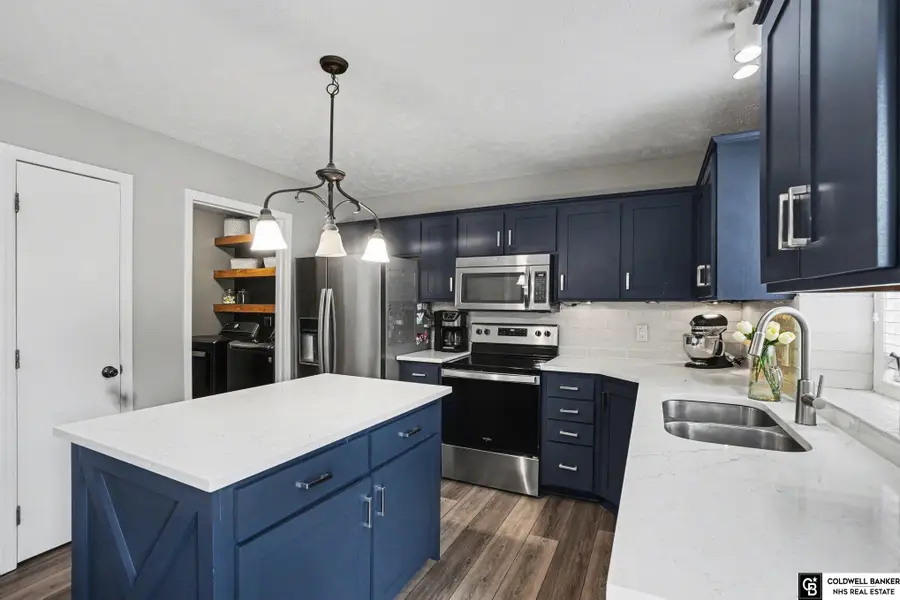 1914 Franklin Drive, Papillion, NE 68133 - #2