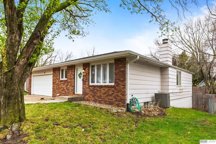 6141 S 48th Street, Lincoln, NE 68516 - #2