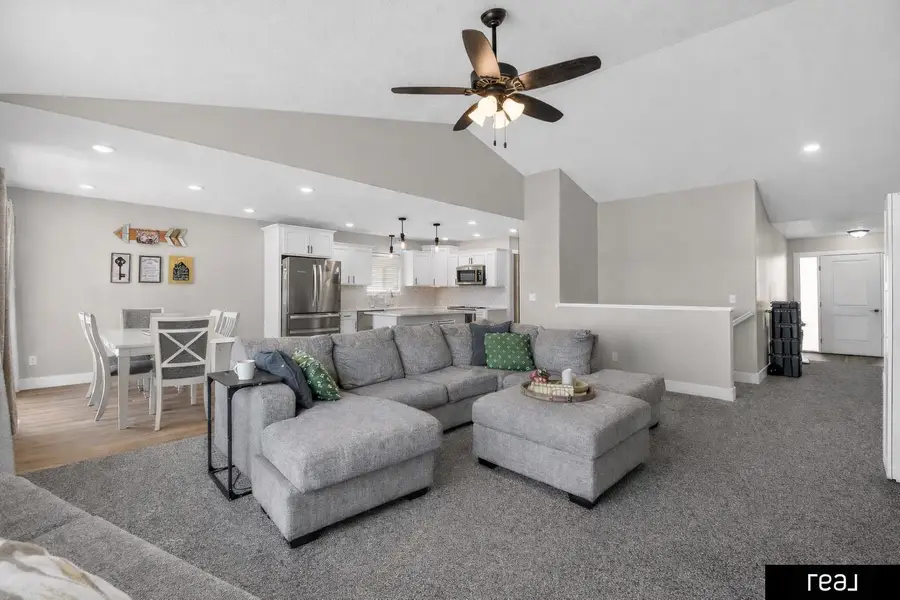 1653 Stonewood Avenue, Grand Island, NE 68803 - #3