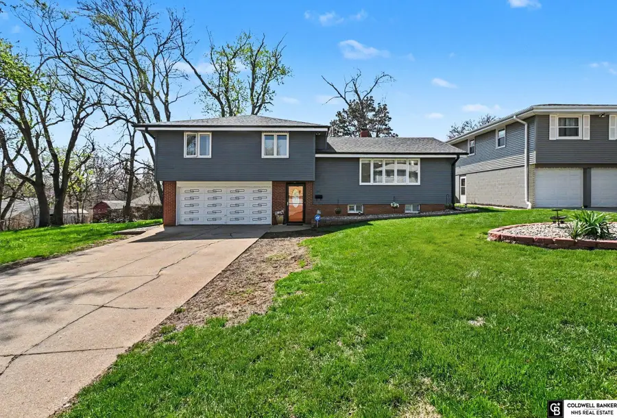 4911 Saratoga Street, Omaha, NE 68104 - #2