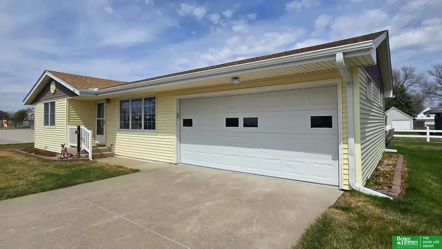 208 E O Street, McCool Junction, NE 68401 - #3