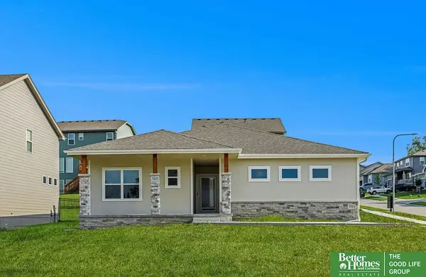 17635 Clay Street, Bennington, NE 68007