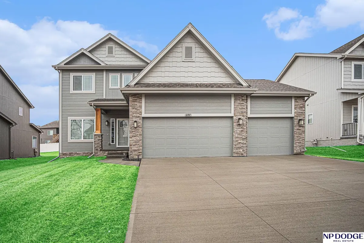 6101 S 212 Street, Elkhorn, NE 68022 - #1