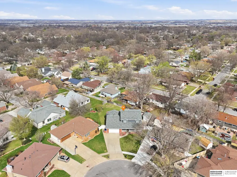 7210 Knox Court, Lincoln, NE 68507 - #3